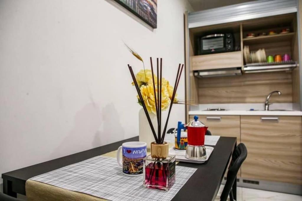 La Casa Di Patta A Spaccanapoli ภายนอก รูปภาพ