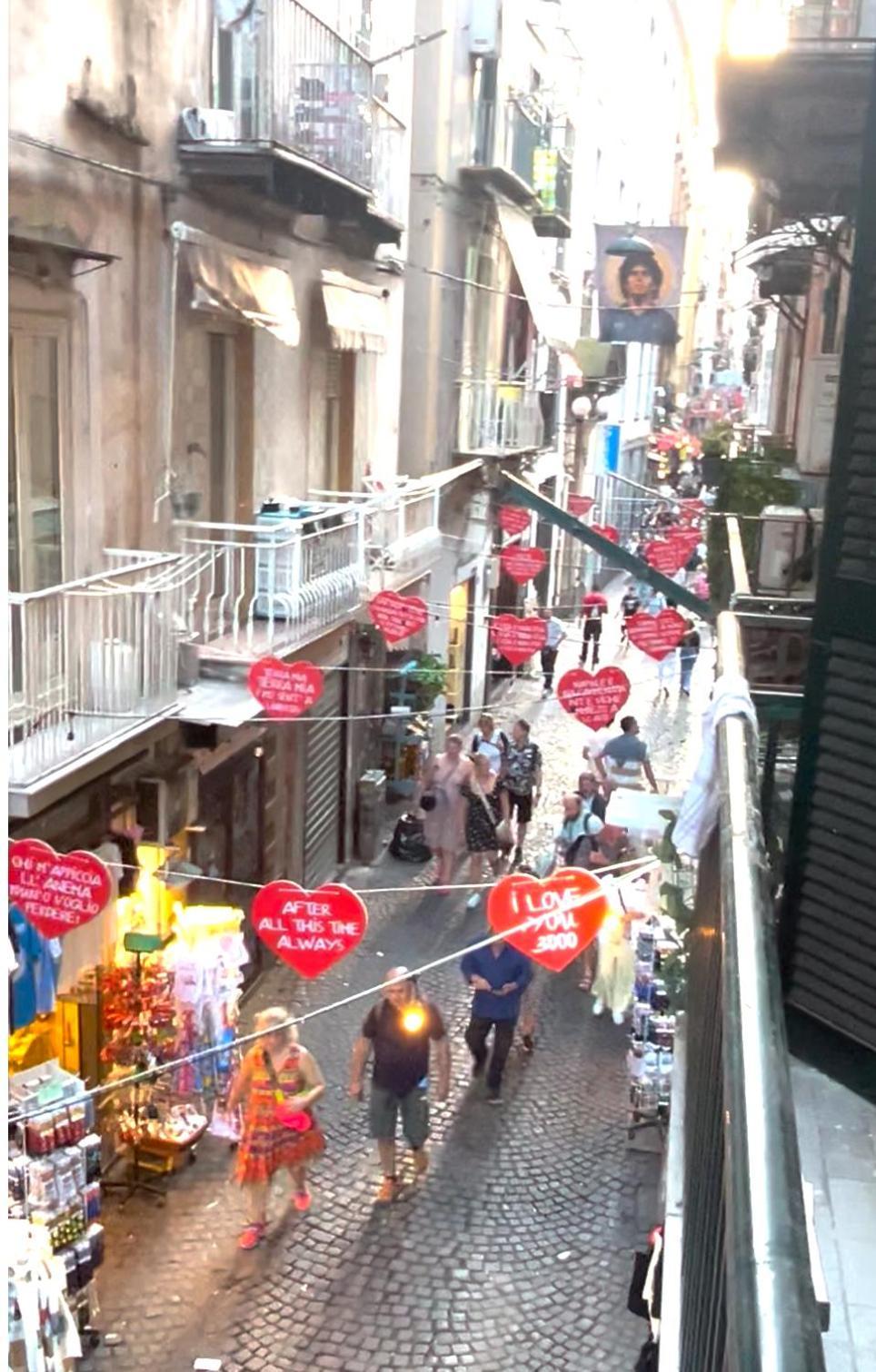 La Casa Di Patta A Spaccanapoli ภายนอก รูปภาพ