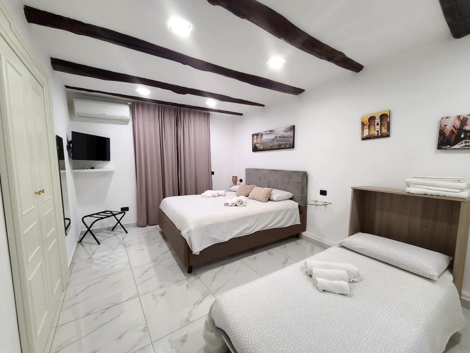 La Casa Di Patta A Spaccanapoli ภายนอก รูปภาพ